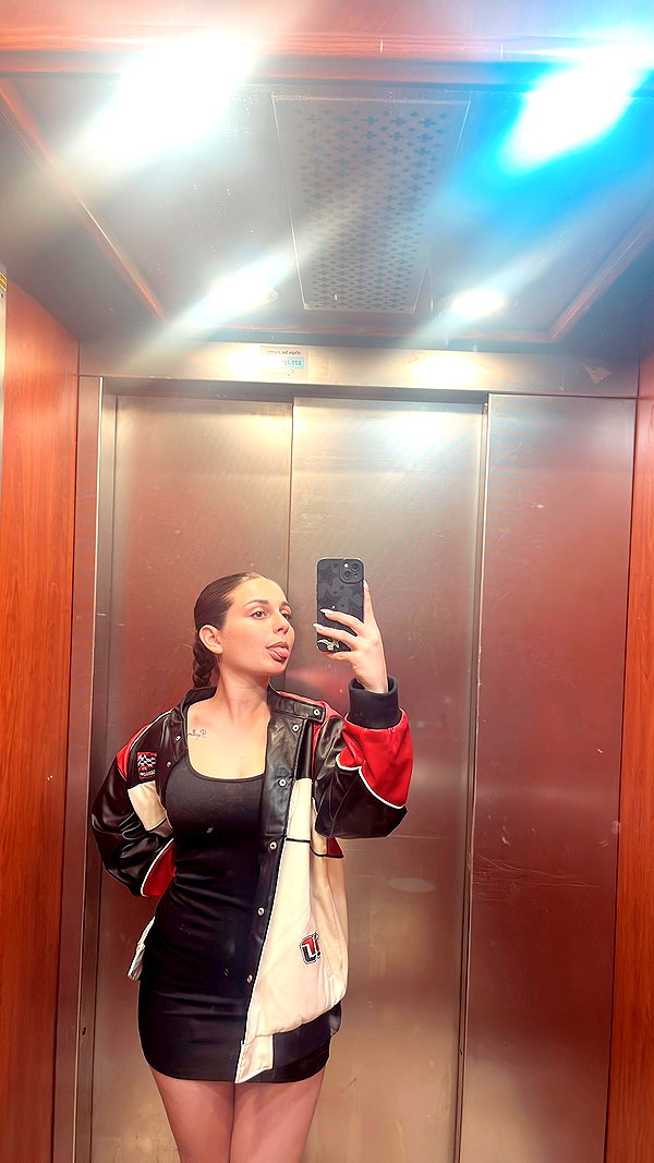 denika._.brandis instagram image archive image