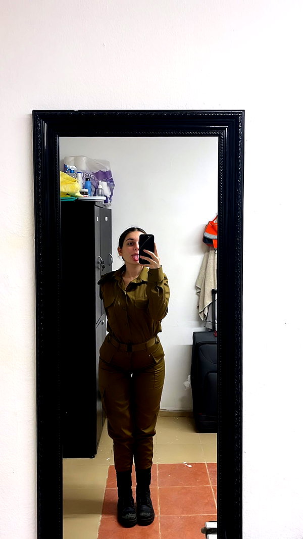 denika._.brandis instagram image archive image