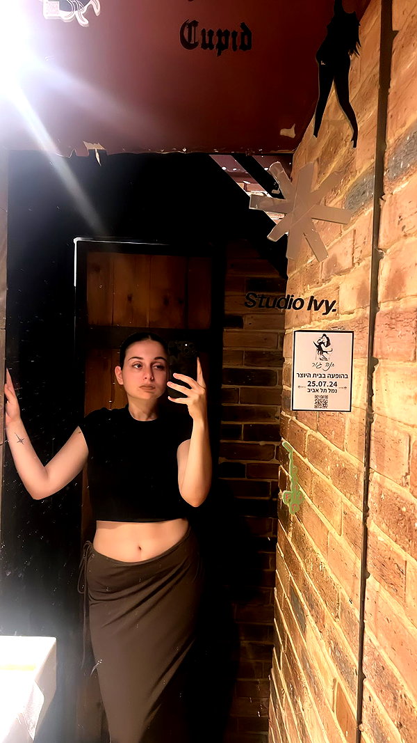 denika._.brandis instagram image archive image