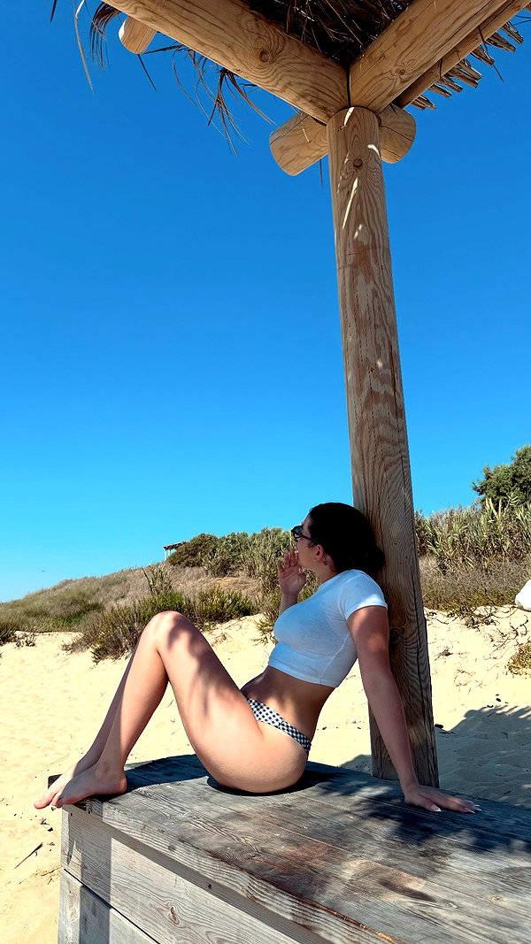 denika._.brandis instagram image archive image