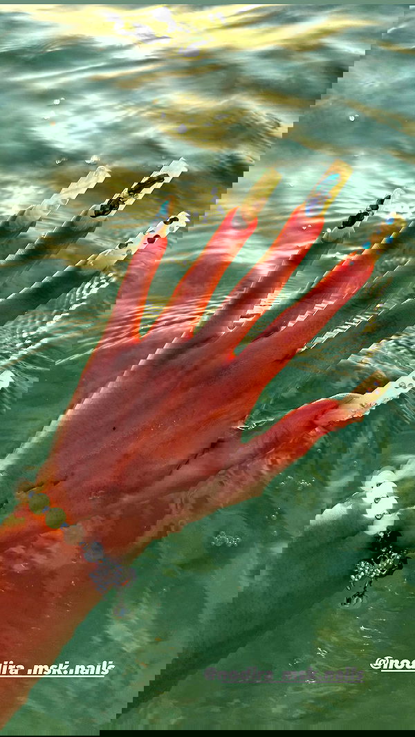 djami.lyalya djami.lyalya archive image