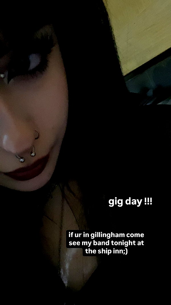 draculula instagram image archive image