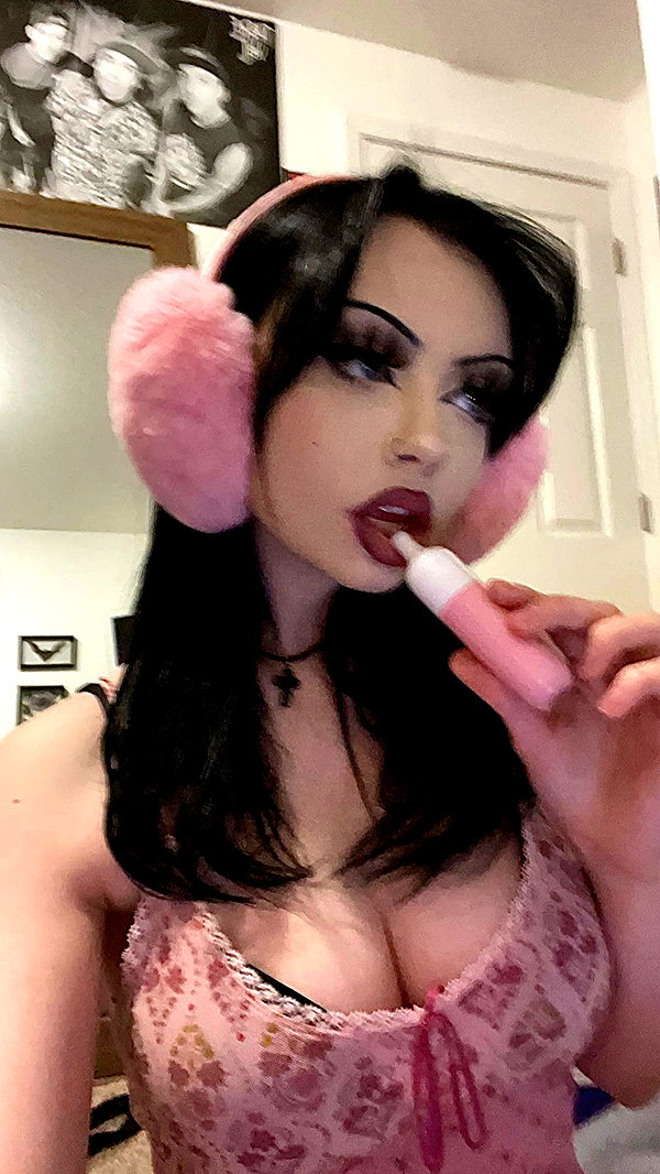 e1or4 instagram image archive image