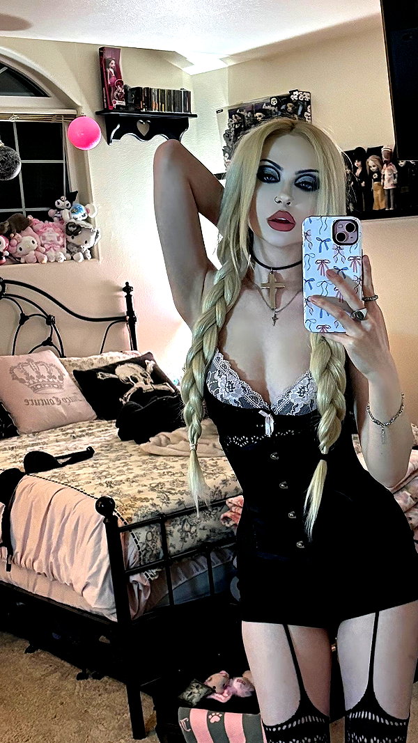 e1or4 instagram image archive image