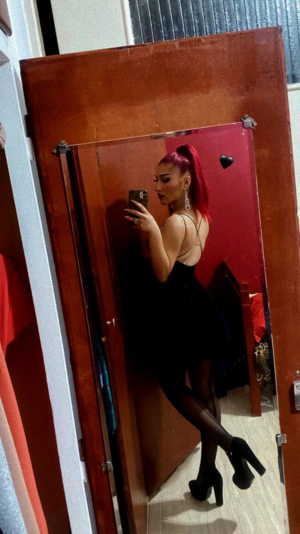 eleytheria_manesi instagram image archive image
