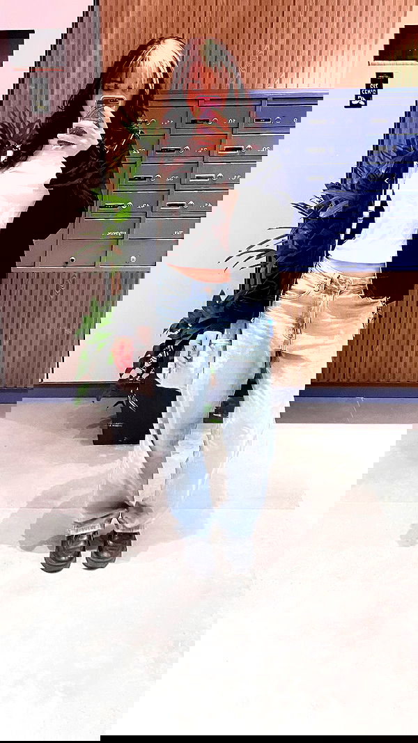 elianachetrit image ~ Altpins