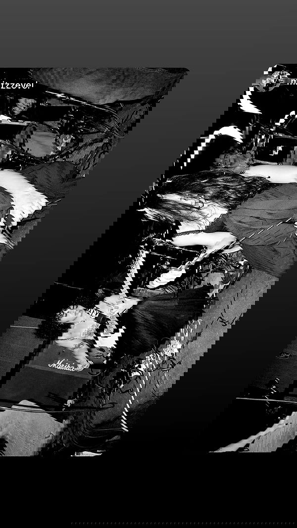 elianachetrit image ~ Altpins