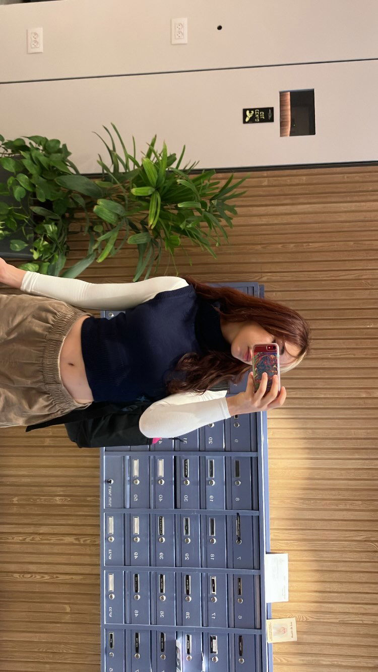 elianachetrit instagram image archive image