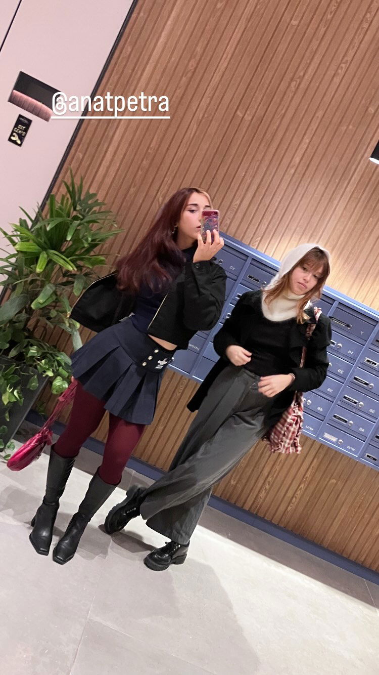 elianachetrit instagram image archive image