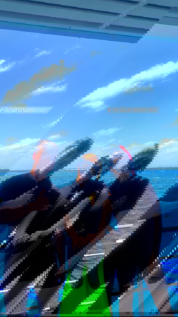 ellamwatts_ ellamwatts_ archive image