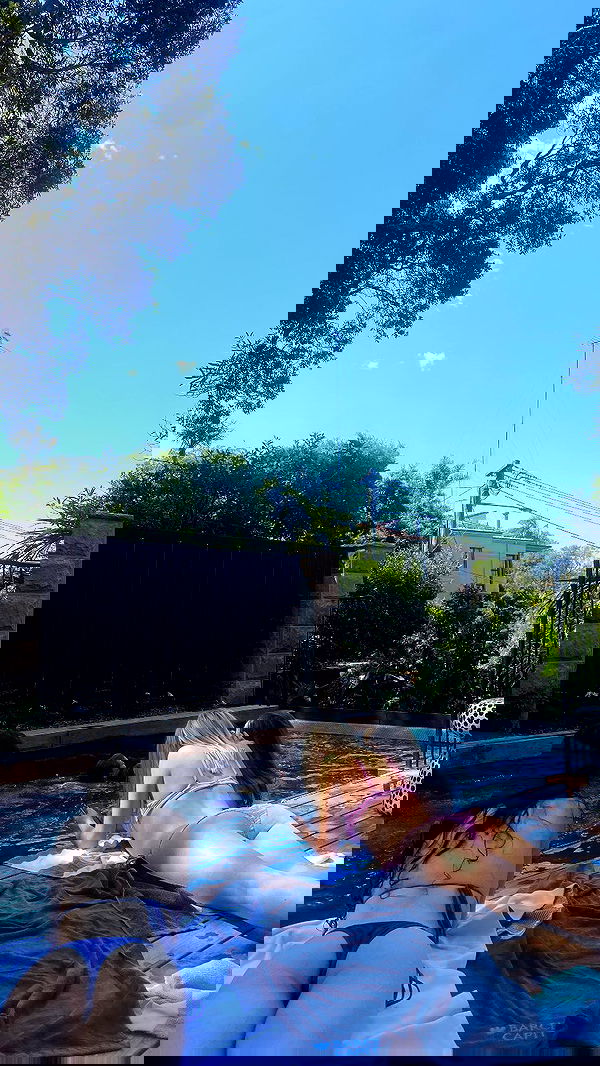 ellamwatts_ ellamwatts_ archive image