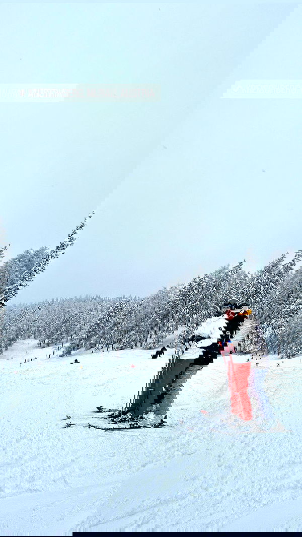 ellamwatts_ ellamwatts_ archive image