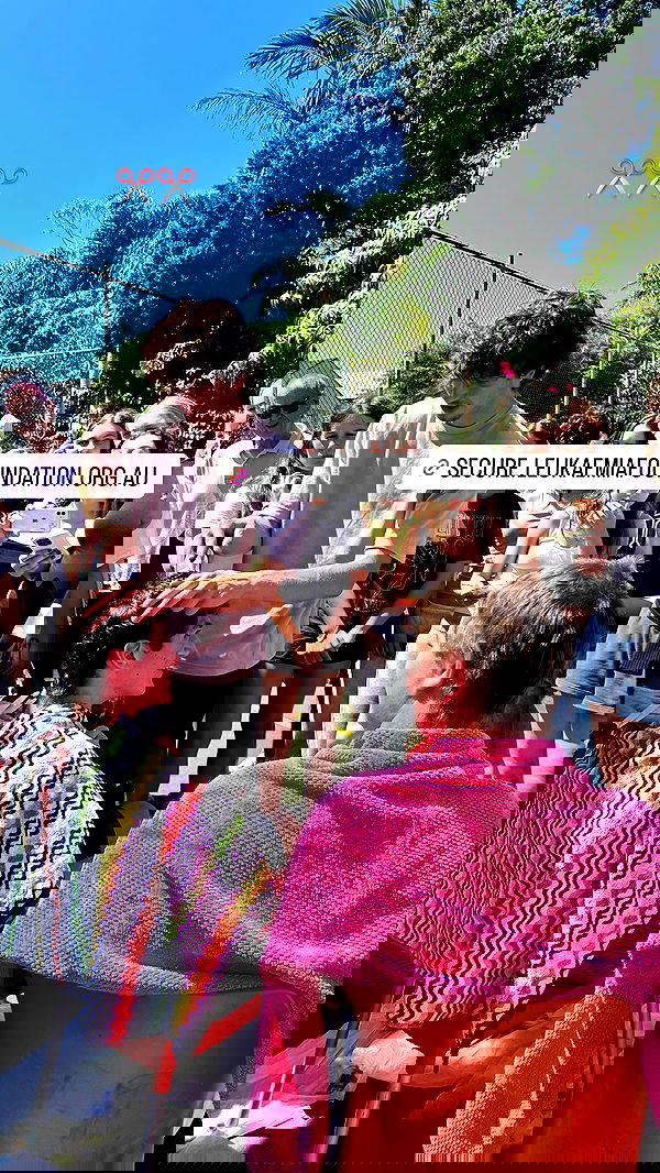 ellamwatts_ ellamwatts_ archive image