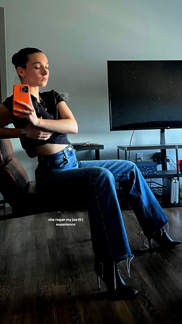emiliawesolowski instagram image archive image