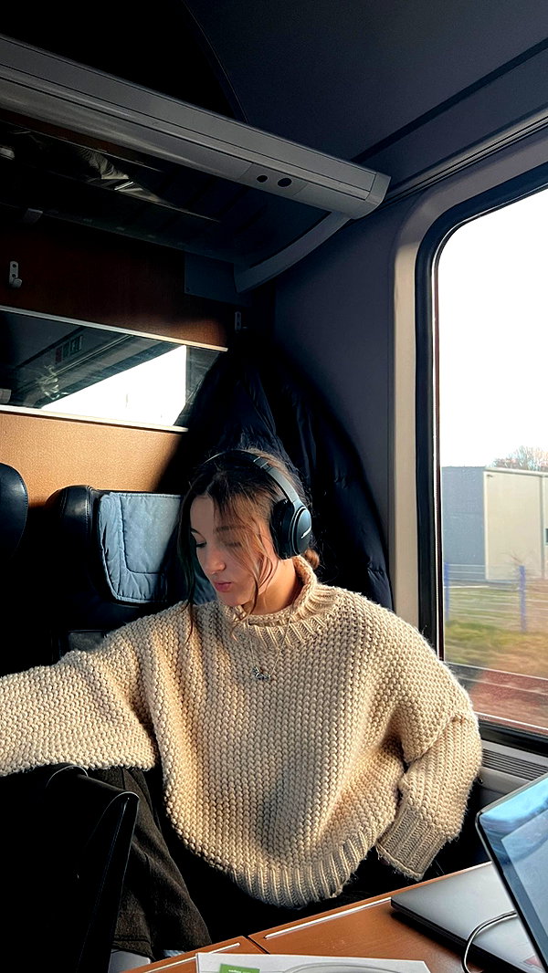 emiliawesolowski instagram image archive image