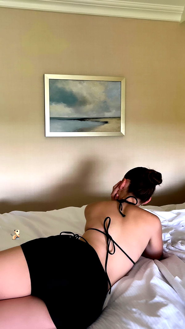 emiliawesolowski instagram image archive image