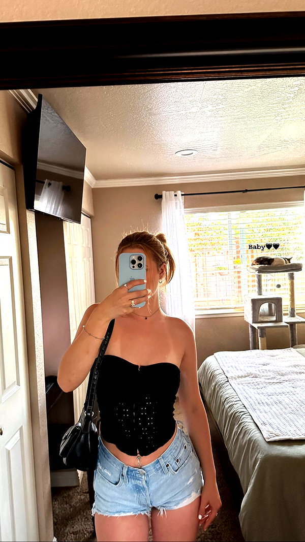 emilytupperr instagram image archive image