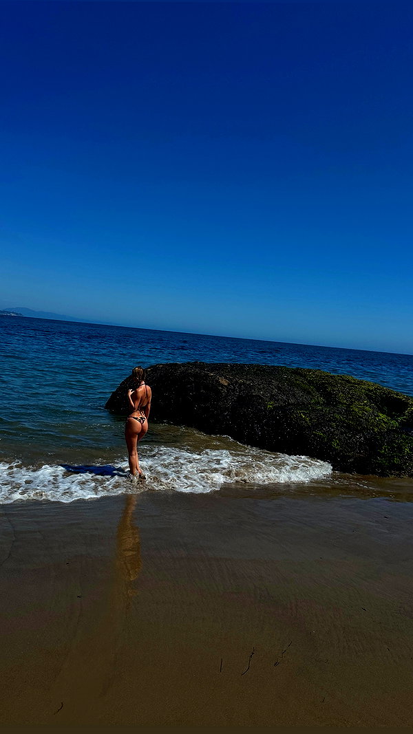 emilytupperr instagram image archive image