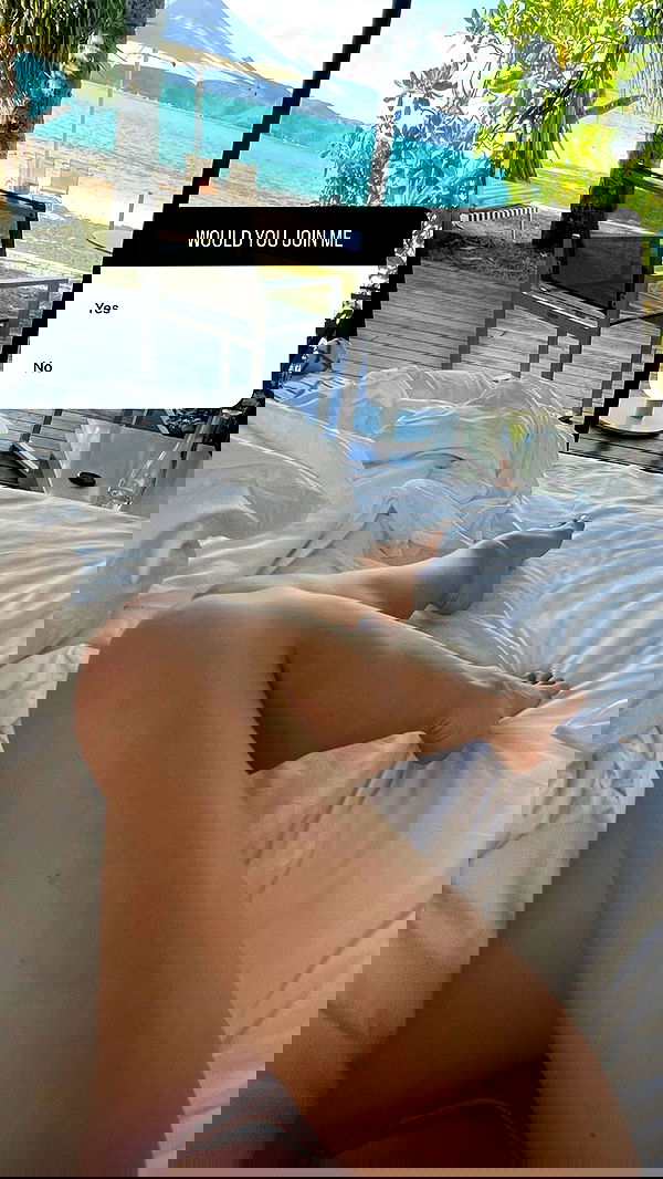 emxllouise2 image ~ Altpins