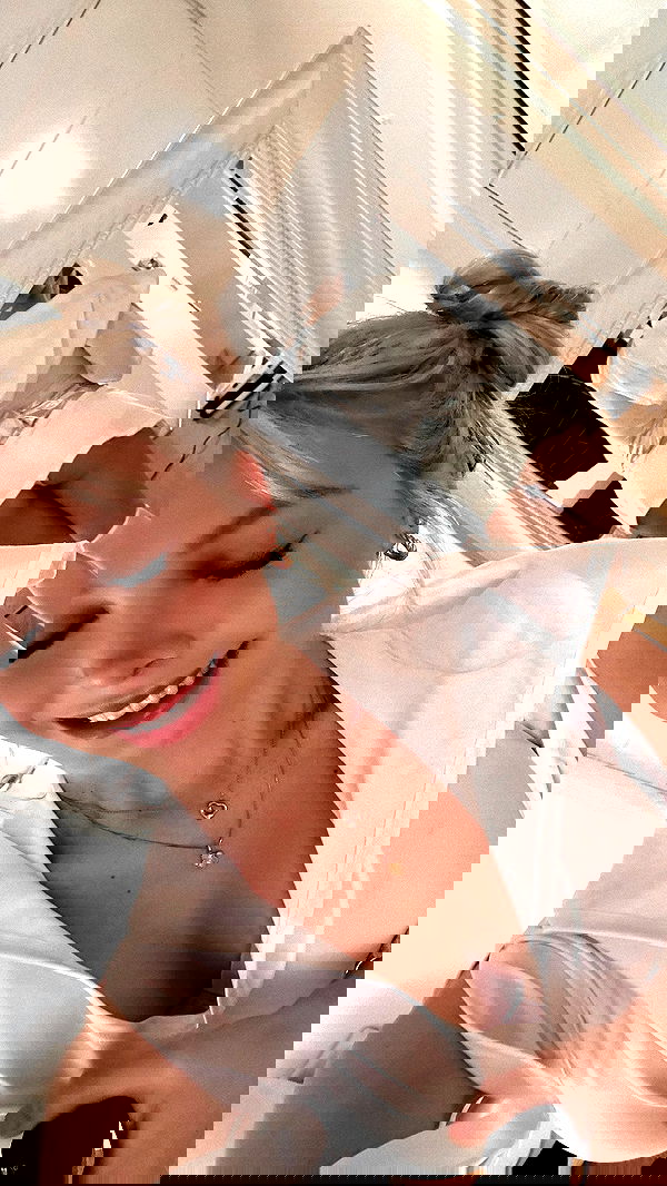 emxllouise2 image ~ Altpins