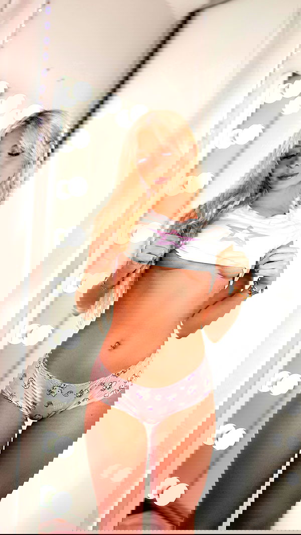 emxllouise2 image ~ Altpins