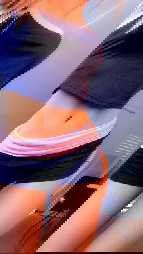 emxllouise2 image ~ Altpins