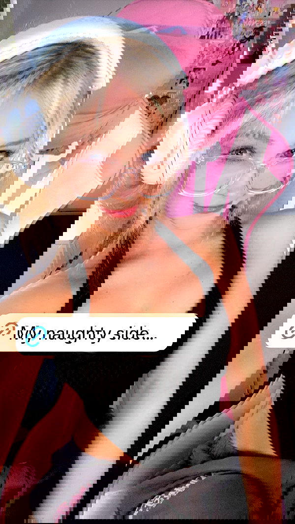 emxllouise2 image ~ Altpins