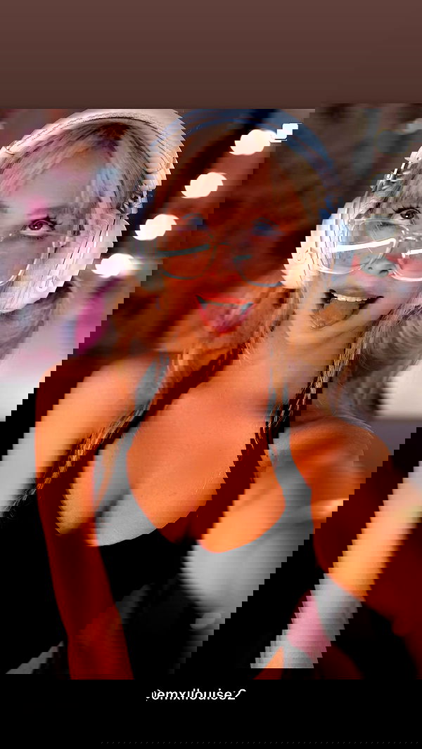 emxllouise2 image ~ Altpins