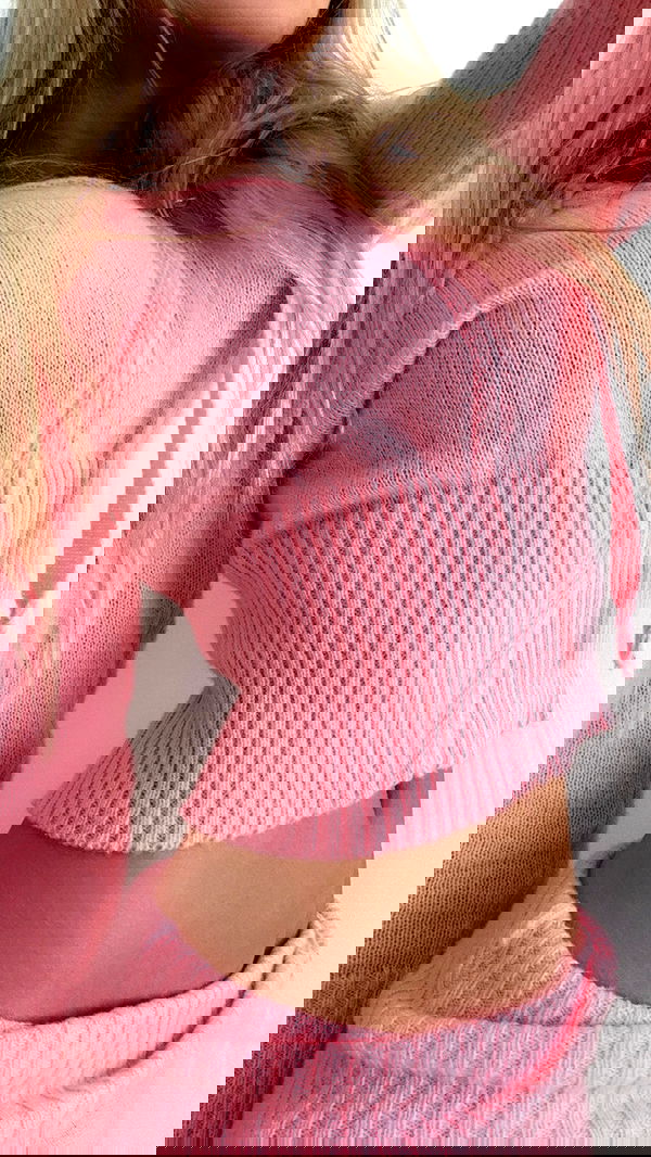 emxllouise2 image ~ Altpins