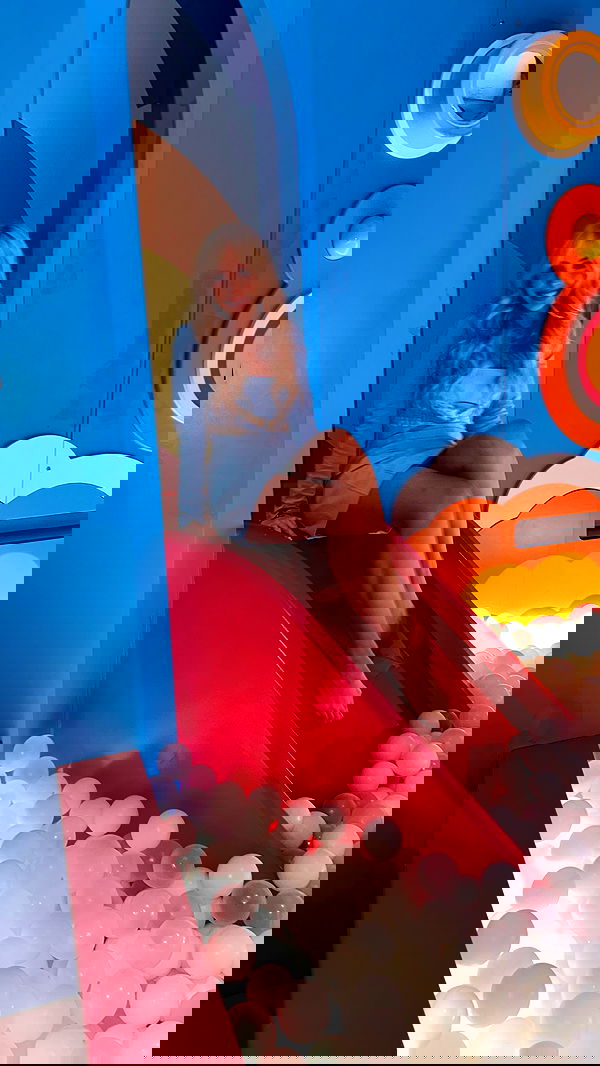 emxllouise2 image ~ Altpins