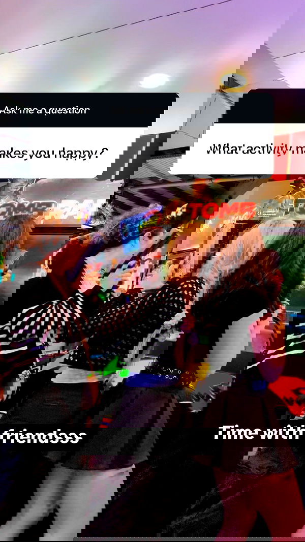 emxllouise2 image ~ Altpins