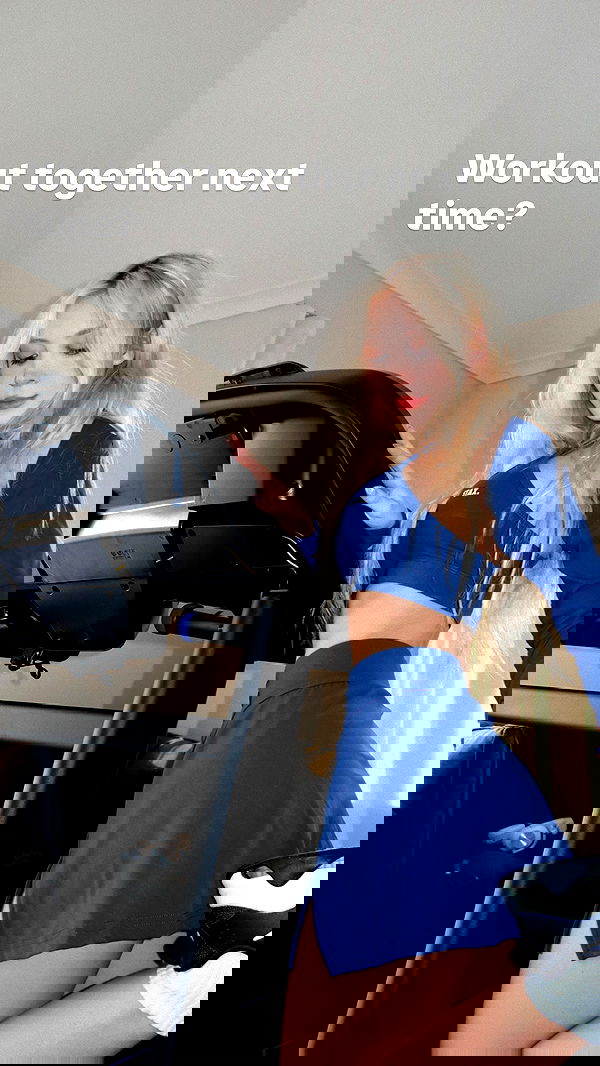 emxllouise2 image ~ Altpins