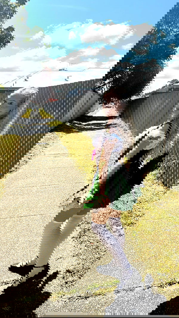 emxllouise2 image ~ Altpins