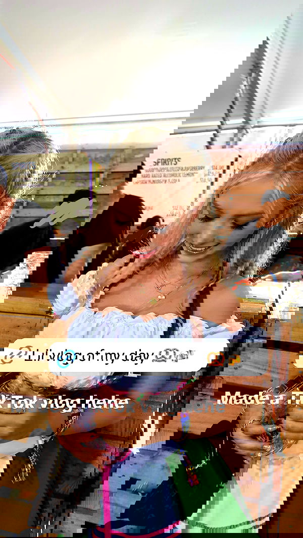 emxllouise2 image ~ Altpins