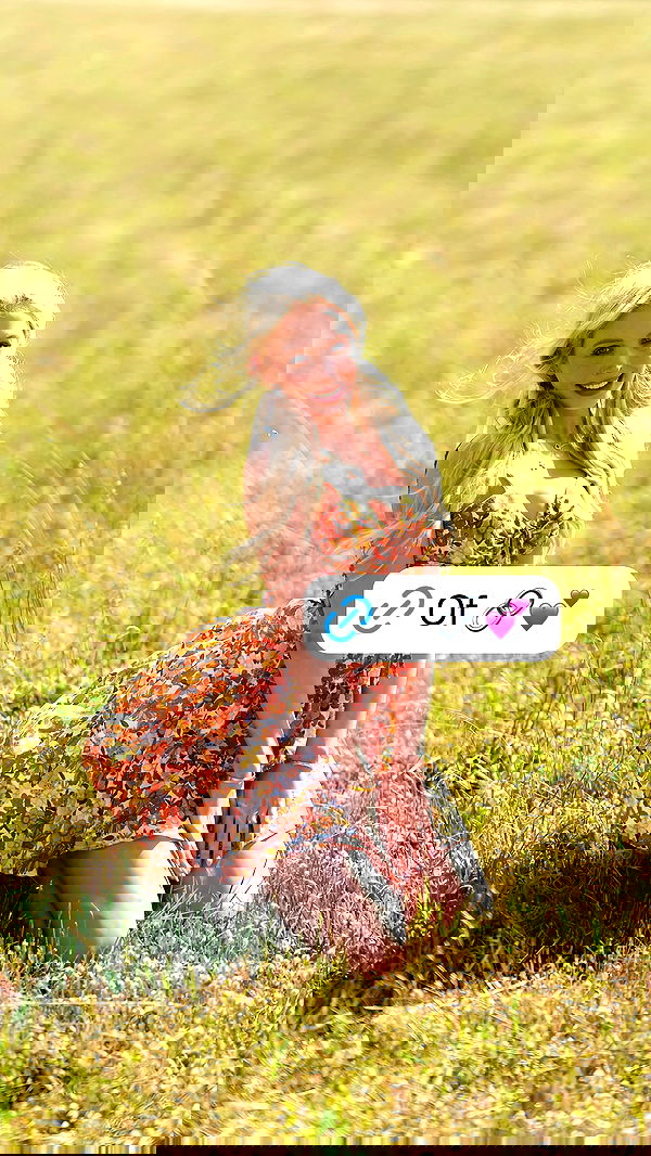 emxllouise2 image ~ Altpins