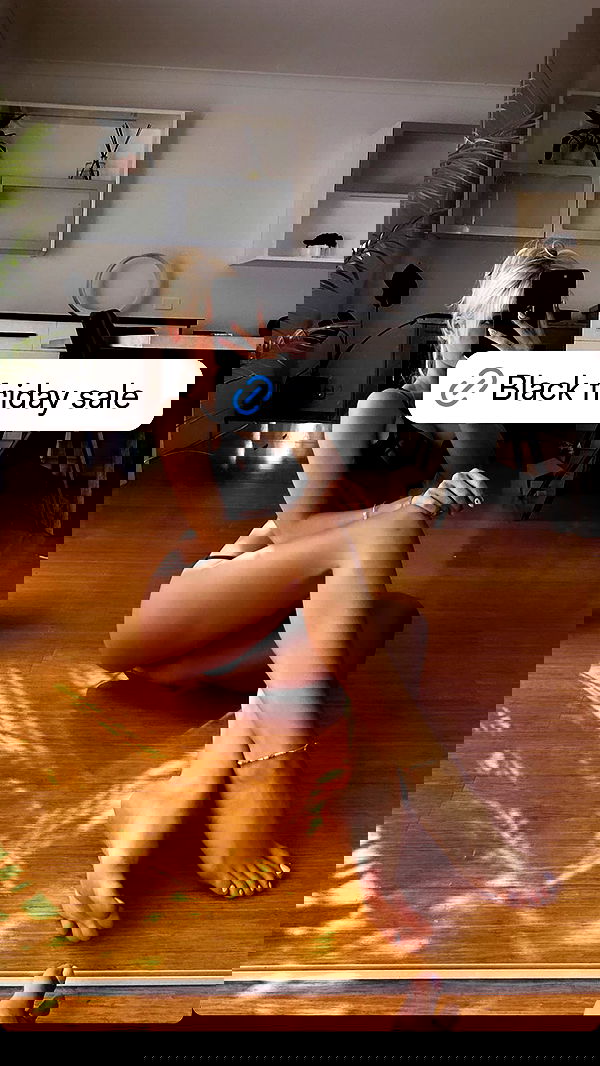 emxllouise2 image ~ Altpins