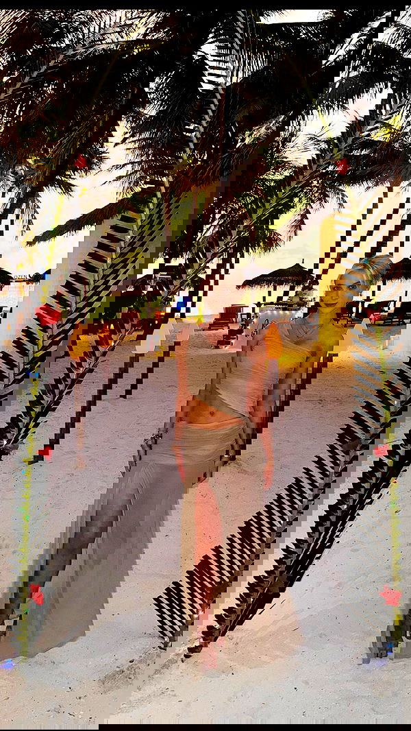 emxllouise2 image ~ Altpins