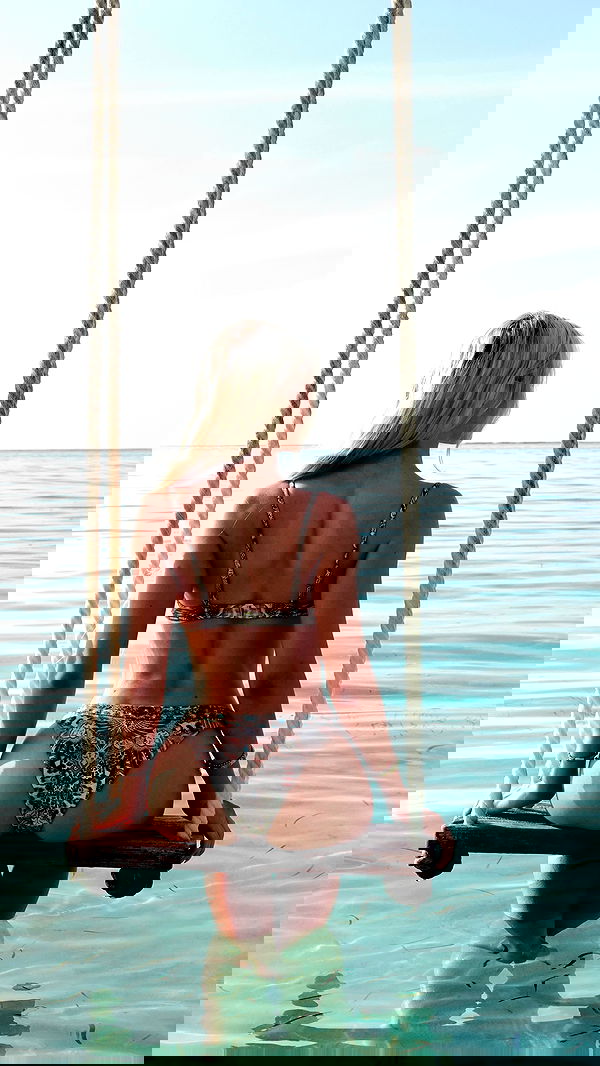 emxllouise2 image ~ Altpins