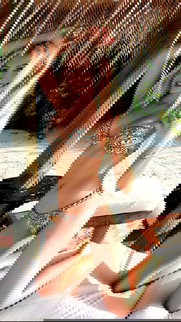 emxllouise2 image ~ Altpins