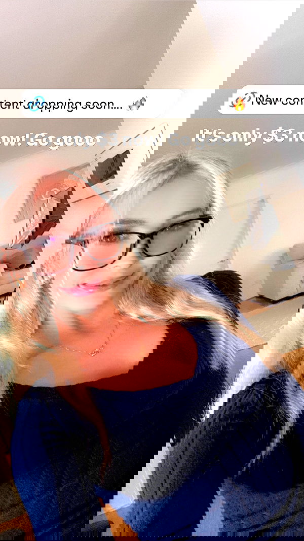 emxllouise2 image ~ Altpins