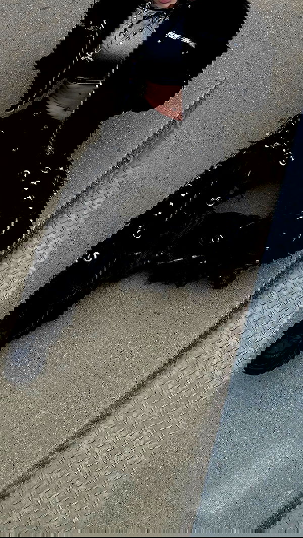 evameganosova image ~ Altpins