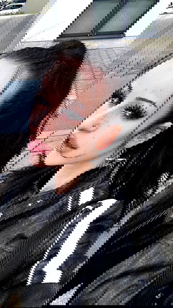 evameganosova image ~ Altpins