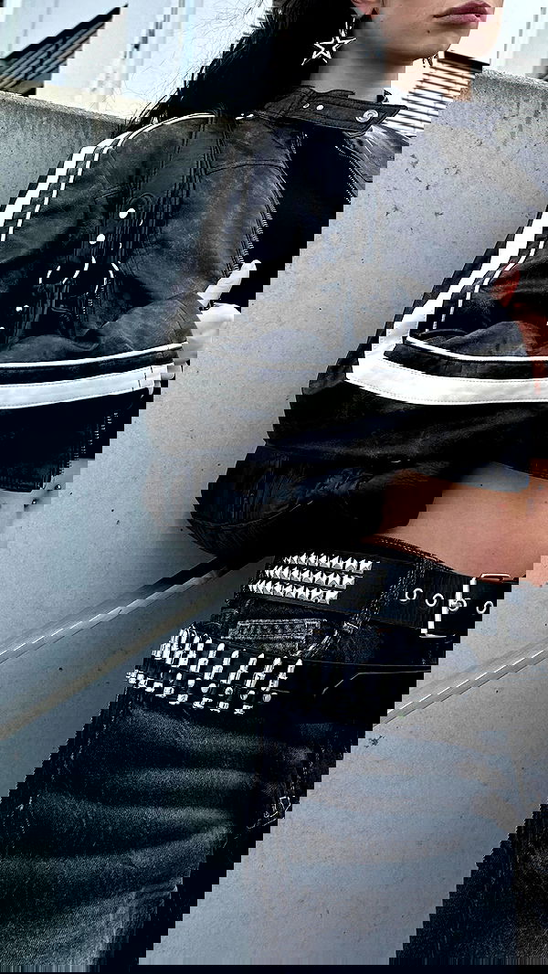 evameganosova image ~ Altpins