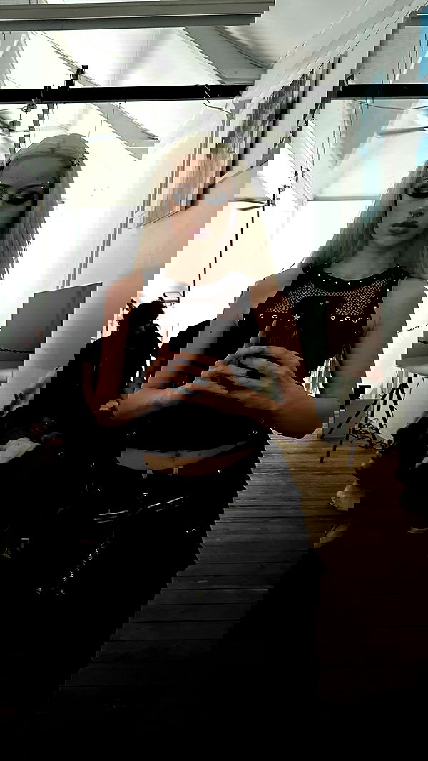 evameganosova image ~ Altpins