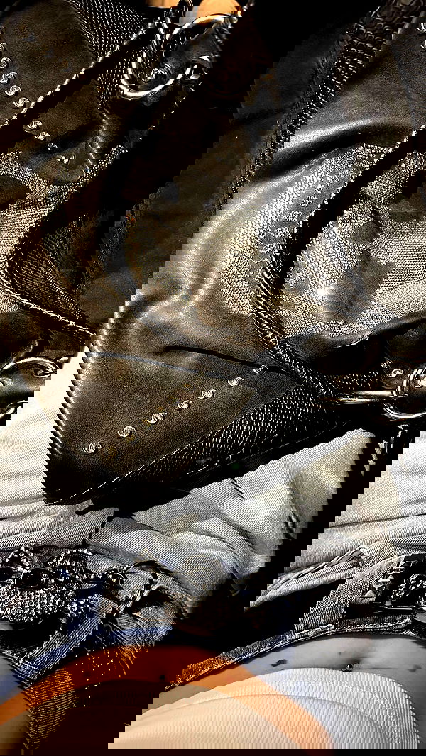 evameganosova image ~ Altpins