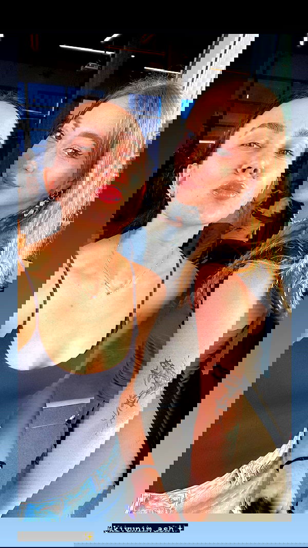 eveliniya eveliniya archive image