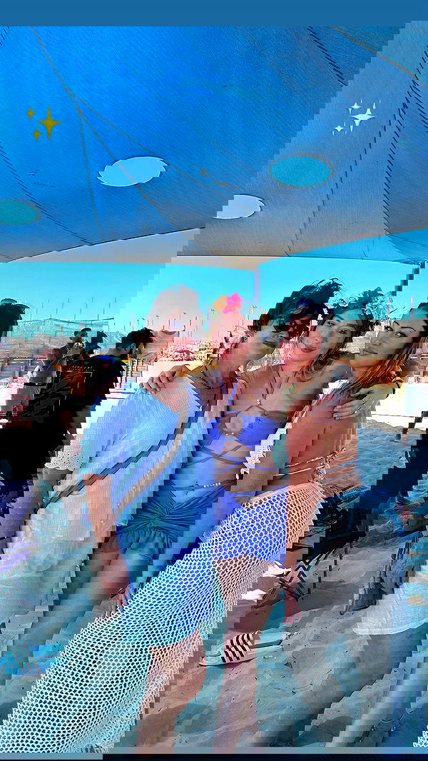 eveliniya eveliniya archive image