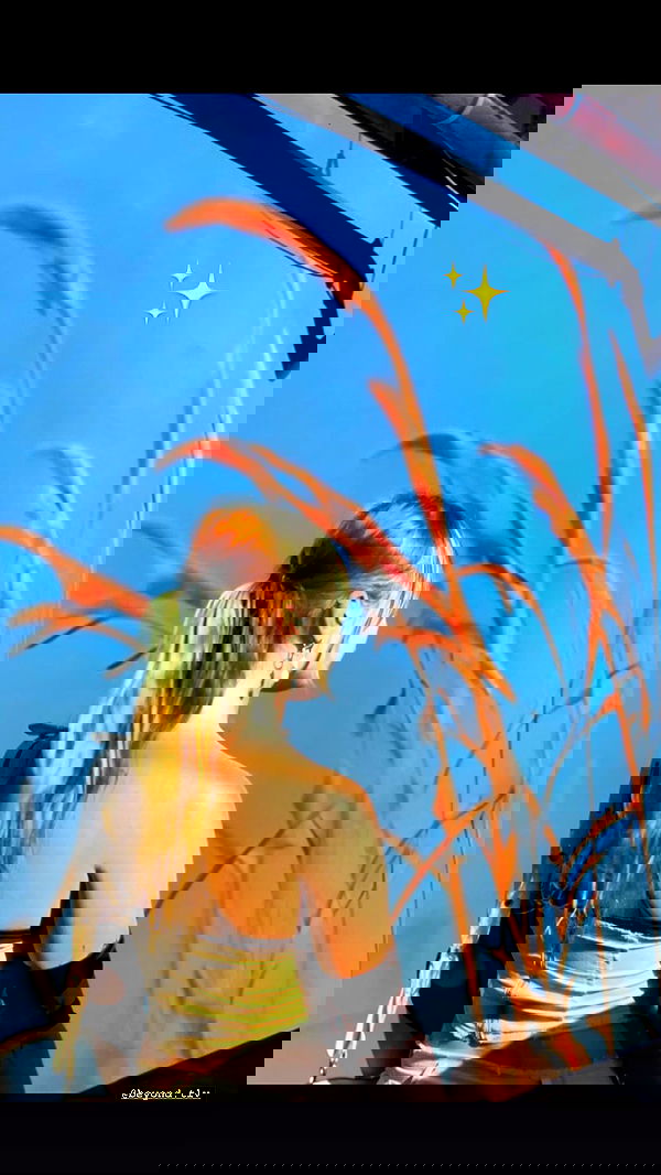 eveliniya eveliniya archive image