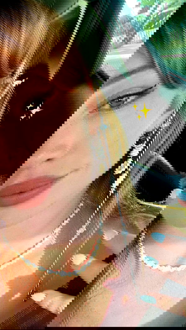 eveliniya eveliniya archive image