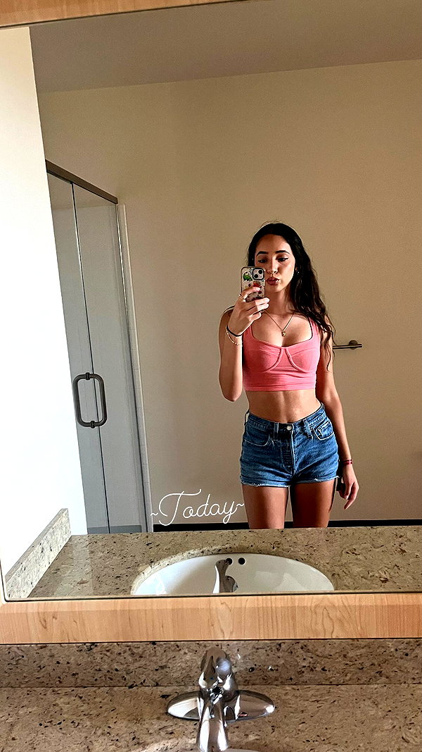 fabiana.bolanos instagram image archive image